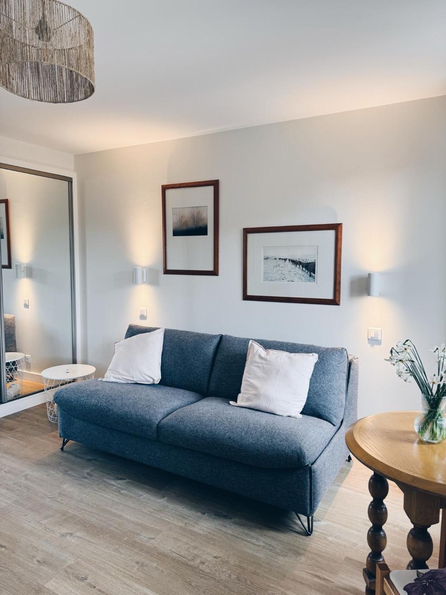 Le Regis Apartment Laguiole Bagian luar foto