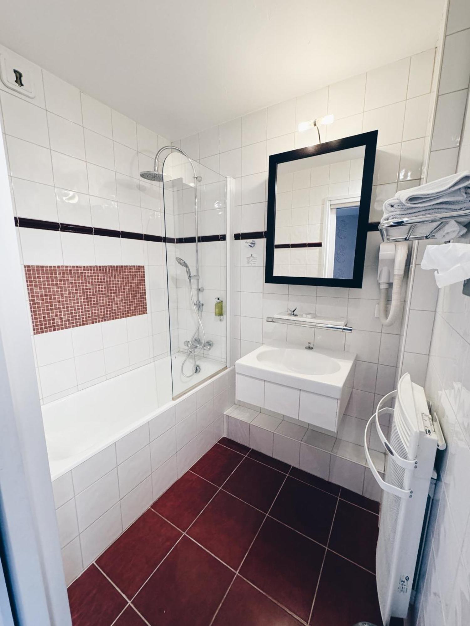 Le Regis Apartment Laguiole Bagian luar foto