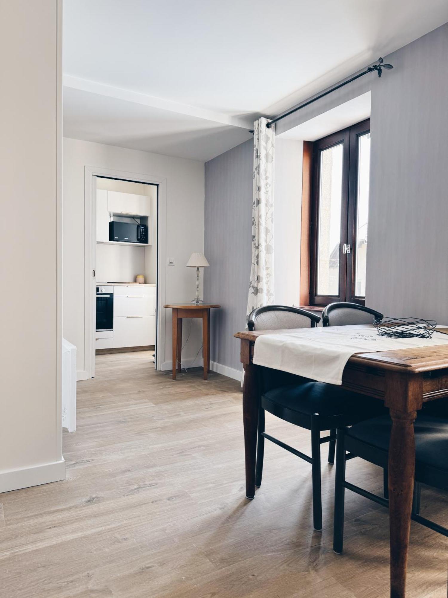 Le Regis Apartment Laguiole Bagian luar foto