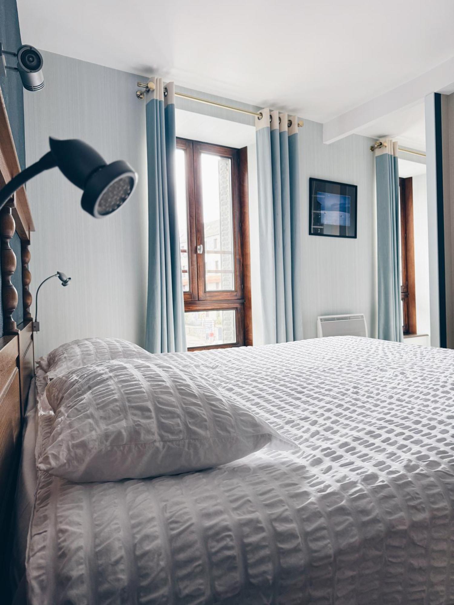 Le Regis Apartment Laguiole Bagian luar foto